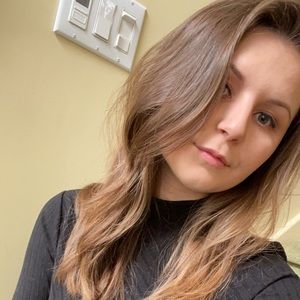 Meet your Posher, Alexandra